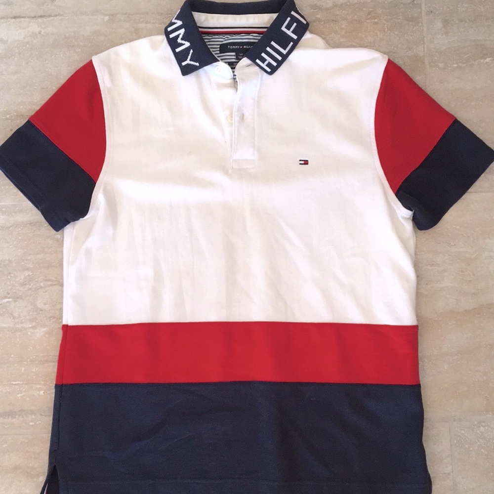 Men’s Tommy Hilfigher Shirt Size Small